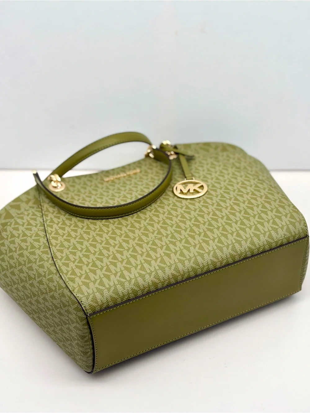 Michael Kors Olive Signature Tote with Wristlet